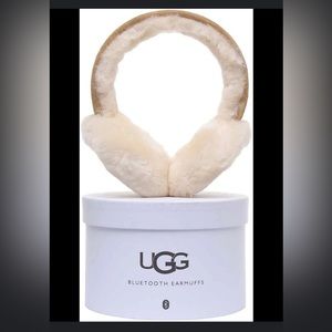 UGG Bluetooth earmuffs